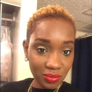 Meet your Posher, Katina